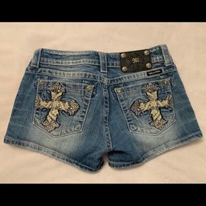 Miss Me denim shorts 27
